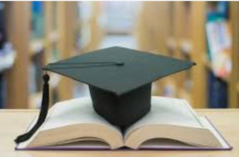 Une thèse, une épreuve, une renaissance : mon histoire avec le doctorat en administration des affaires